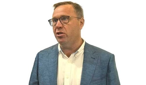 Image of Simon Nairn